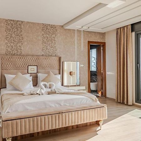 Apartamento Royale Duplexe Pleine Centre Tanger Exterior foto