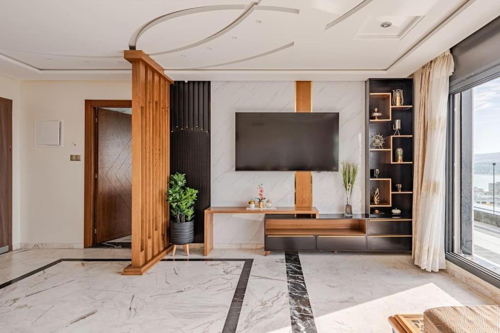 Apartamento Royale Duplexe Pleine Centre Tanger Exterior foto