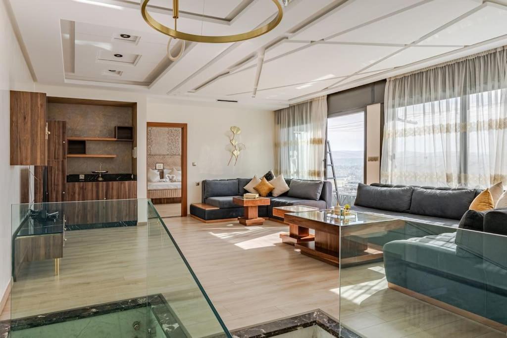 Apartamento Royale Duplexe Pleine Centre Tanger Exterior foto