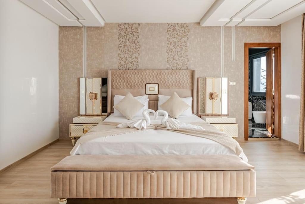 Apartamento Royale Duplexe Pleine Centre Tanger Exterior foto