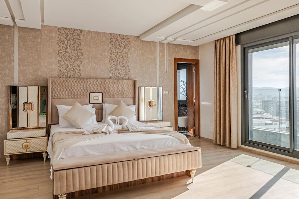 Apartamento Royale Duplexe Pleine Centre Tanger Exterior foto
