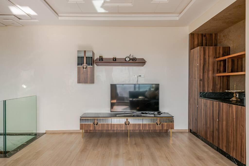Apartamento Royale Duplexe Pleine Centre Tanger Exterior foto